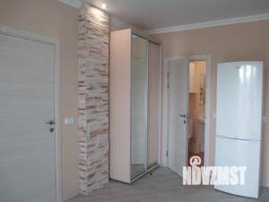 Студия квартира, посуточно, 30м2, 1/3 этаж