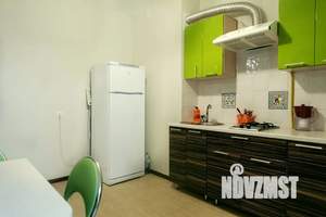 1-к квартира, посуточно, 45м2, 1/10 этаж