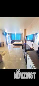 Студия квартира, посуточно, 42м2, 2/10 этаж