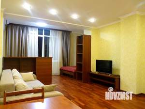 Студия квартира, посуточно, 55м2, 11/12 этаж