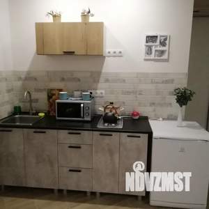 Студия квартира, посуточно, 30м2, 6/6 этаж