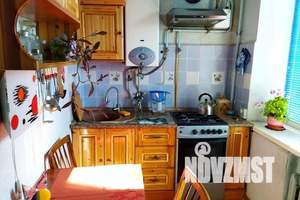 1-к квартира, посуточно, 40м2, 3/3 этаж