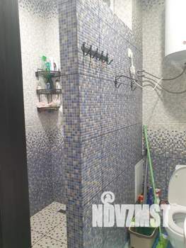 Студия квартира, посуточно, 53м2, 1/3 этаж