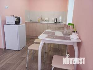 Студия квартира, посуточно, 34м2, 2/3 этаж