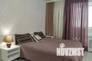 1-к квартира, посуточно, 48м2, 7/9 этаж