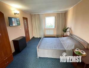2-к квартира, посуточно, 45м2, 3/3 этаж