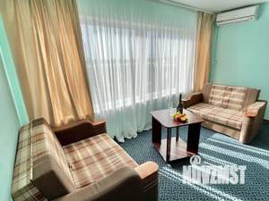 2-к квартира, посуточно, 45м2, 3/3 этаж