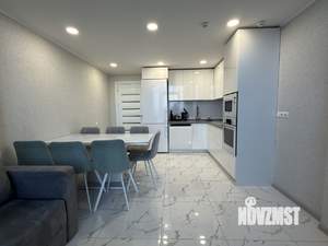 3-к квартира, посуточно, 130м2, 1/10 этаж