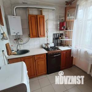 1-к квартира, посуточно, 35м2, 4/5 этаж