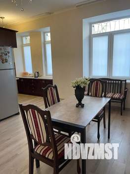 3-к квартира, посуточно, 60м2, 1/3 этаж