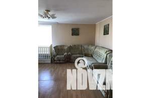 4-к квартира, на длительный срок, 100м2, 2/8 этаж