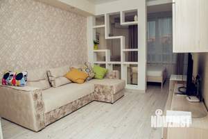 1-к квартира, посуточно, 42м2, 7/10 этаж