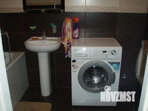 1-к квартира, посуточно, 65м2, 4/7 этаж