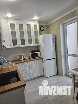 Студия квартира, посуточно, 32м2, 5/8 этаж
