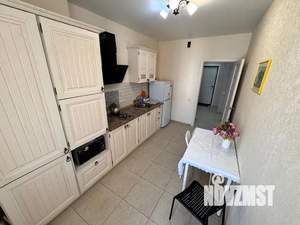 1-к квартира, посуточно, 41м2, 6/9 этаж