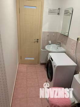 Студия квартира, посуточно, 27м2, 2/3 этаж