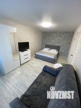1-к квартира, посуточно, 38м2, 3/5 этаж