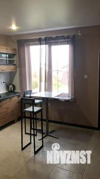 Студия квартира, посуточно, 20м2, 2/2 этаж