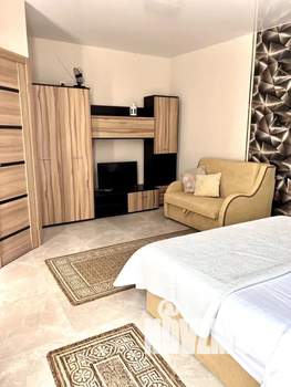 1-к квартира, посуточно, 40м2, 1/1 этаж