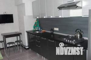 2-к квартира, посуточно, 52м2, 10/12 этаж