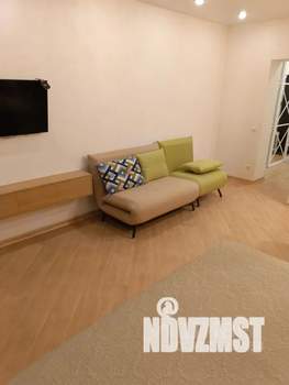 Студия квартира, посуточно, 42м2, 8/10 этаж