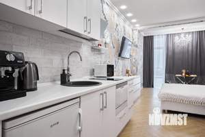 Студия квартира, посуточно, 30м2, 1/6 этаж