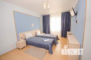 2-к квартира, посуточно, 56м2, 1/1 этаж