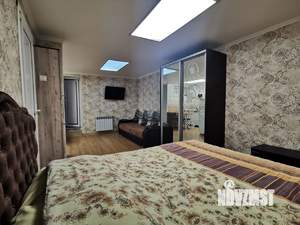 Студия квартира, посуточно, 30м2, 1/3 этаж