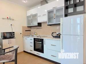 1-к квартира, посуточно, 43м2, 8/10 этаж