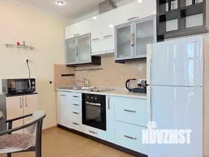 1-к квартира, посуточно, 43м2, 1/1 этаж