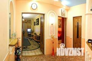 2-к квартира, посуточно, 80м2, 1/3 этаж