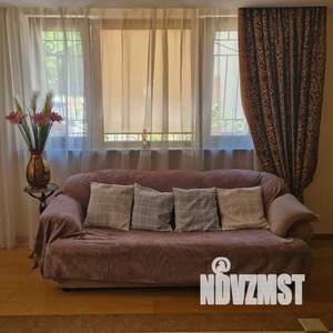 3-к квартира, посуточно, 114м2, 1/3 этаж