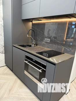 Студия квартира, посуточно, 32м2, 4/10 этаж