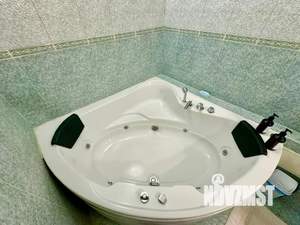 2-к квартира, посуточно, 66м2, 2/3 этаж