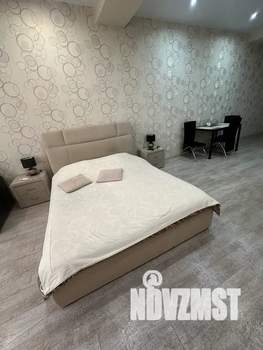 Студия квартира, посуточно, 47м2, 5/13 этаж