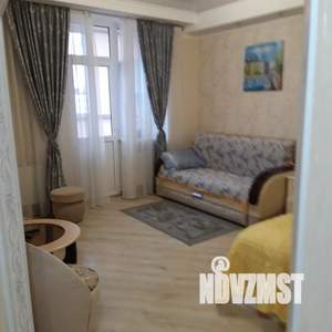 1-к квартира, посуточно, 44м2, 6/10 этаж