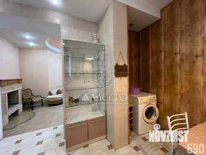 3-к квартира, на длительный срок, 100м2, 1/2 этаж