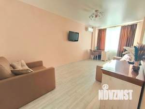 1-к квартира, посуточно, 46м2, 4/8 этаж