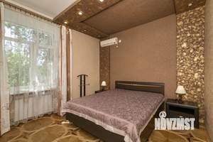 2-к квартира, на длительный срок, 66м2, 1/3 этаж