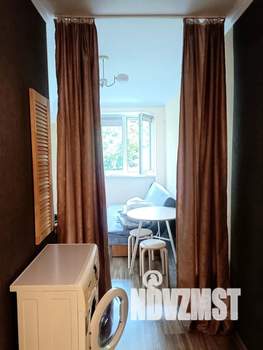 Студия квартира, посуточно, 12м2, 2/5 этаж