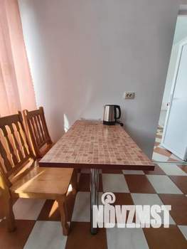 1-к квартира, посуточно, 40м2, 2/3 этаж