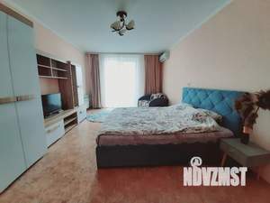 1-к квартира, посуточно, 40м2, 4/4 этаж