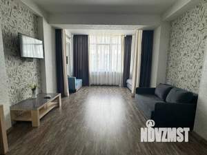 1-к квартира, посуточно, 50м2, 9/13 этаж