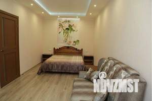 1-к квартира, посуточно, 42м2, 4/10 этаж