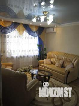 2-к квартира, посуточно, 42м2, 1/8 этаж