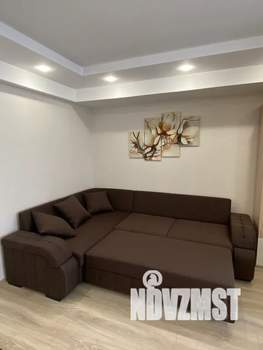 1-к квартира, посуточно, 53м2, 4/10 этаж