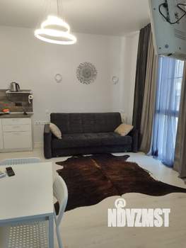 Студия квартира, посуточно, 37м2, 3/7 этаж