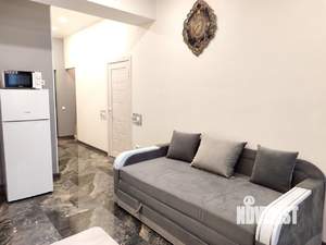 Студия квартира, посуточно, 35м2, 7/16 этаж