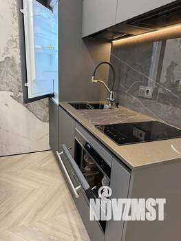 Студия квартира, посуточно, 32м2, 4/10 этаж