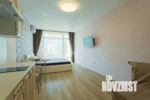 Студия квартира, посуточно, 35м2, 1/5 этаж